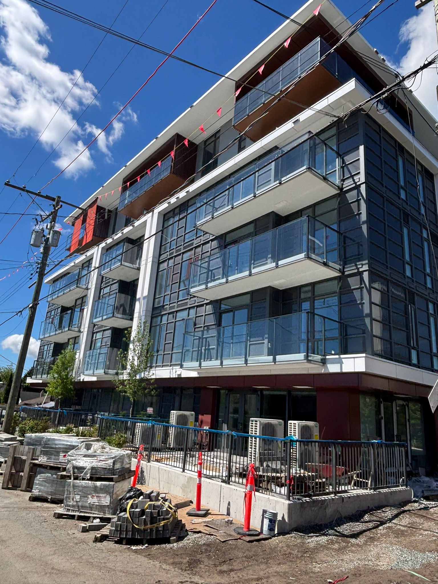 Oakmont &mdash; Vancouver, BC